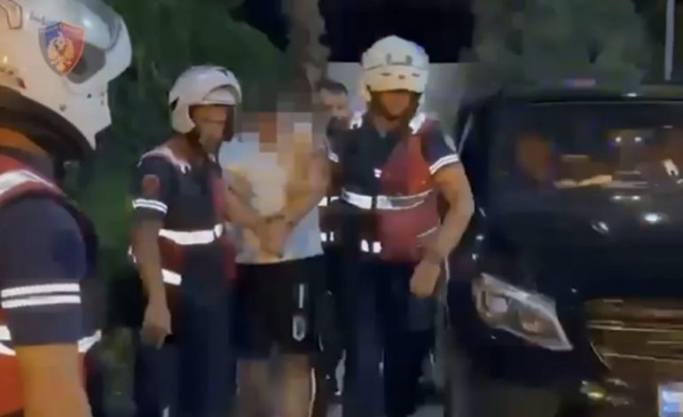 I DËNUAR NË “ARREST SHTËPIE”/ 24-vjeçari kapet ‘mat’ në Livadh! Ja çfarë i gjendet në makinë