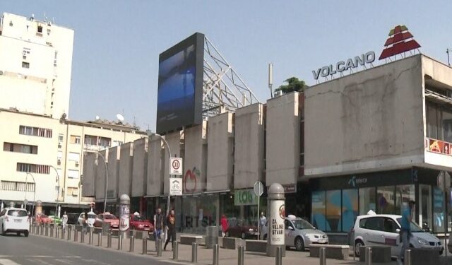 PODGORICA ZBATON KËRKESËN E BE/ Ndalon transmetimin e 20 kanaleve televizive ruse