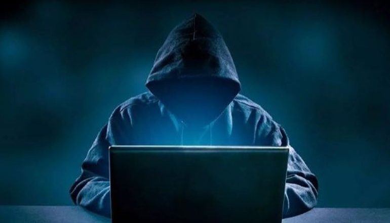 KUJDES! Hakeri profesionist zbulon gjithçka që nuk duhet të bëni në internet: 9 sekretet se si të ruheni
