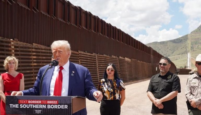 TRUMP NË ARIZONA/ Kritika ndaj Biden dhe Harris mbi sigurinë kufitare