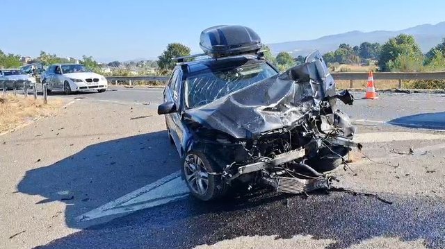 AKSIDENT NË LEVAN FIER/ Makinat përplasen kokë më kokë, dy të PLAGOSUR