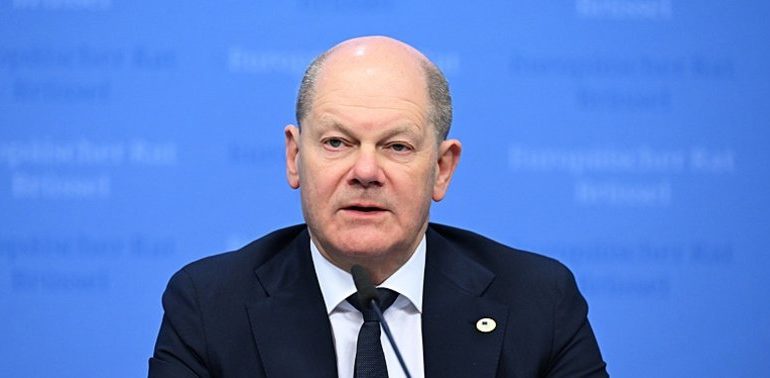 GJERMANIA MOHON SPEKULIMET/ Scholz: Nuk do të ndërpresim mbështetjen për Ukrainën