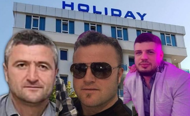“NUK KALOHET JETA NË FERRA”/ Policia në negociata me familjen e vëllezërve Frroku pasi vranë dy të rinjtë në Velipojë: Të dorëzohen…