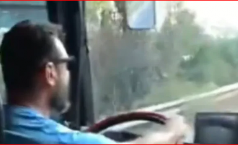 SKANDALI/ Shoferi i autobusit në Korfuz kërcënon dhe shan shqiptarët: I gjuante xhamit dhe ecte kundravajtje (VIDEO)