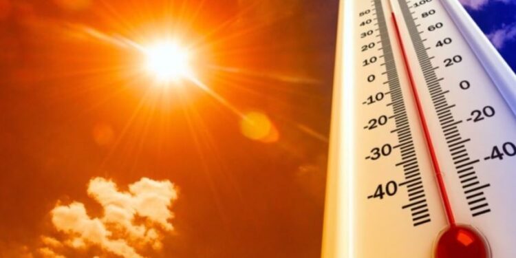 TEMPERATURA DERI NË 38 GRADË/ Rikthehen masat ajrore të nxehta me origjinë afrikane në vendin tonë