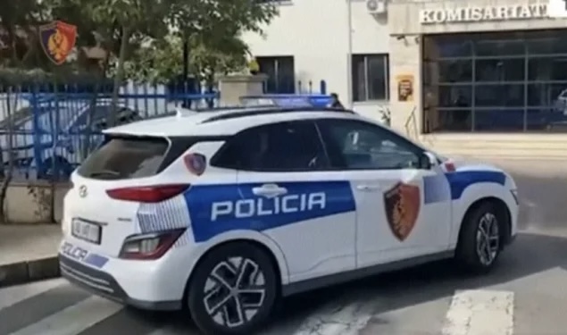 ME KANABIS TË PAKETUAR GATI PËR SHITJE/ Arrestohen dy persona në Tiranë
