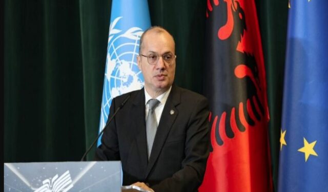 JEP LAJMIN/ Hasani: Legalizimi i dokumenteve për jashtë vendit brenda 24 orëve