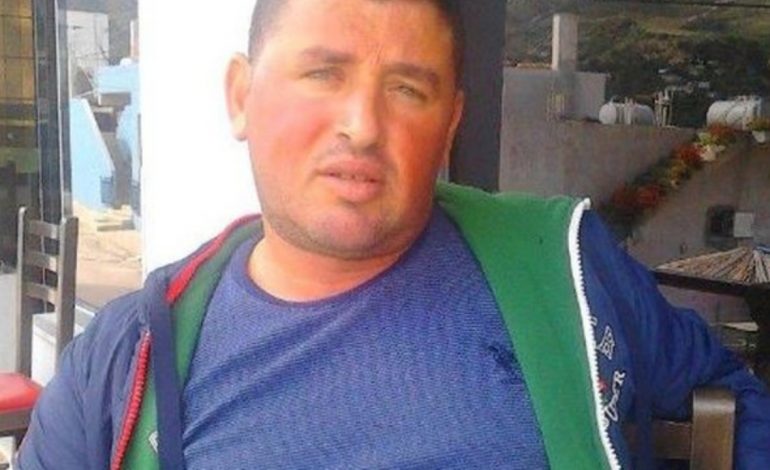 “NËNËN E GJETA TË VRARË NË MES TË SHTËPISË”/ Zbardhet dëshmia e 41-vjeçarit në Konispol: Babain e shtyva…
