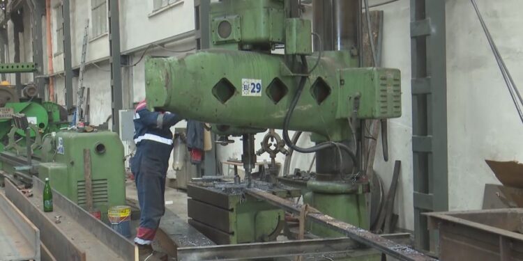 SHËRBIMET NË E-ALBANIA/ Bizneset do të aplikojnë online për punonjësit e huaj
