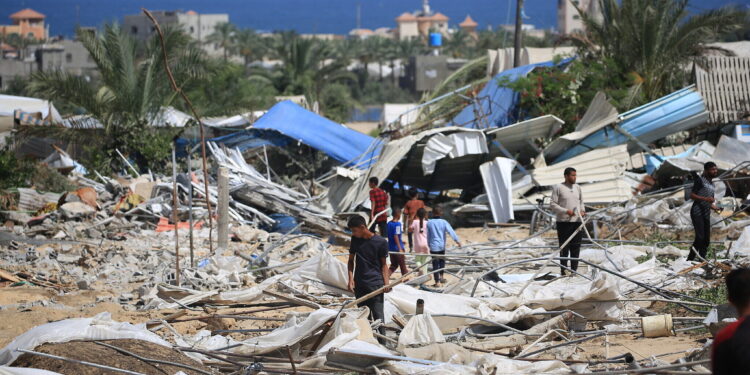 E RËNDË NË GAZA/ Goditet kampi Al- Bureij, vriten 40 civilë palestinezë nga sulmet izraelite