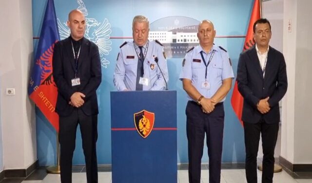 SHANTAZHE ME VIDEO INTIME PËRMES PROFILEVE FALLCO/ 13-vjeçarja largohet nga banesa. Zbardhen 62 raste të rënda