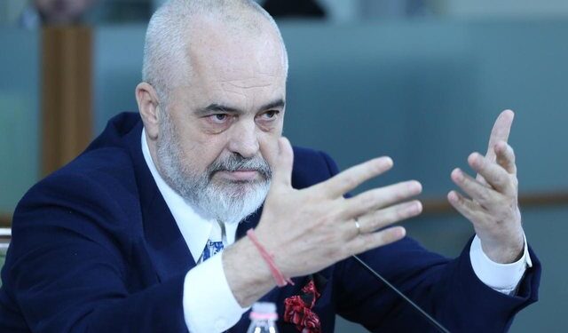 SOT MBLIDHET QEVERIA/ Takimi i parë i kabinetit pas pushimeve