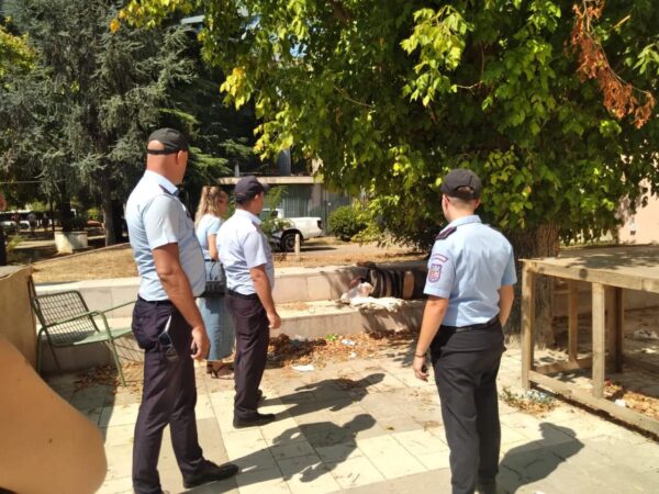 VALA E TË NXEHTIT/ Bashkia e Tiranës ndihmon të pastrehët, Veliaj: Ndihmë shëndetësore dhe strehim në Qendra Sociale
