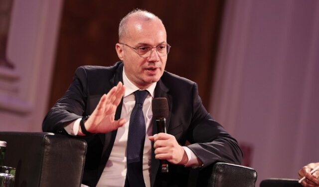 SHQIPËRI-BE/ Hasani jep lajmin: Konferenca e dytë ndërqeveritare, javët e ardhshme