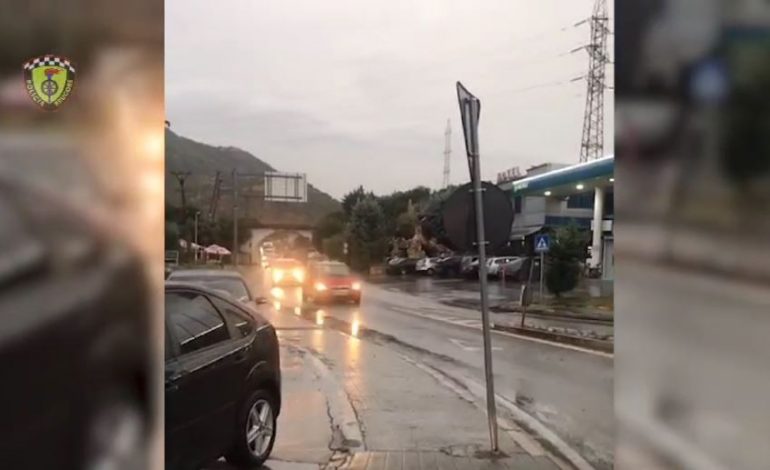 MOTI ME SH/ Policia Rrugore apelon: Kujdes gjatë drejtimit të makinave, motomjeteve e biçikletave…