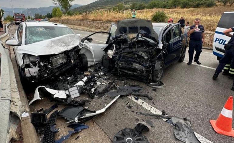 AKSIDENT I RËNDË NË POGRADEC/ 3 persona mbeten të plagsour, detajet e para nga vendngjarja