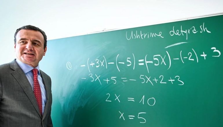 GAFA E ALBIN KURTIT/ Nuk di të zgjidhë ekuacionin e klasës së 7-të! Bëhet lajm ndërkombëtar
