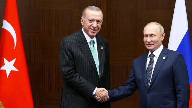 THIRRJA e Erdogan: Rusia t’i kthejë Krimenë, Ukrainës