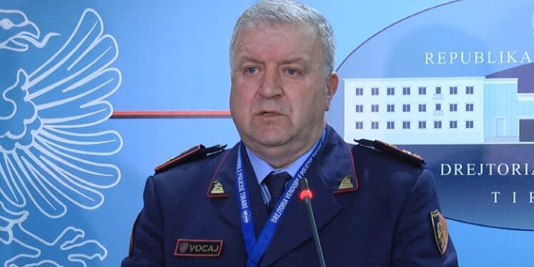 GODITET TREGËTIA E DROGËS NË SHKOLLA/ 24 të arrestuar në Tiranë, Vocaj: U kapën kokainë, LSD dhe…