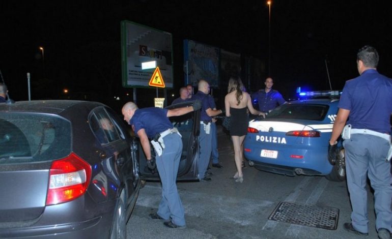 “FJETE TANI, VENDOS GRIMIN”/ Dalin PËRGJIMET, si drejtonin bandën e drogës dhe prostitucionit 3 vëllezërit shqiptarë në Torino