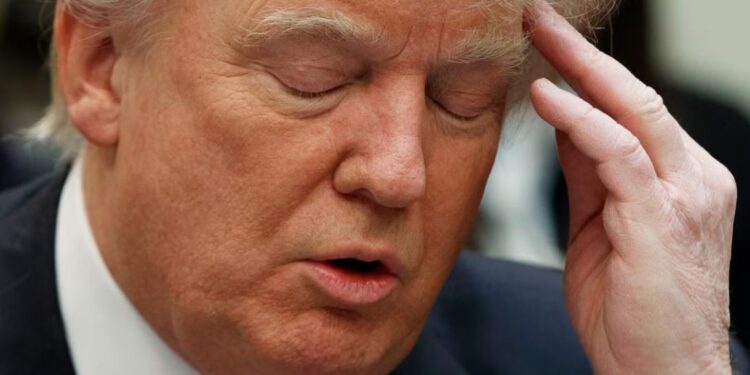 FRIKË NË KAMPIN REPUBLIKAN? Mbështetësit e Trump të shqetësuar për paraqitjet e tij pas debatit