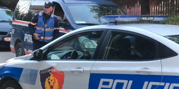 SHËNJESTRONIN MAKINA ME TARGA TË HUAJA/ Përvetësuan 2 mln lekë nga gjobat, Prokuroria lëshon masa sigurie për 22 punonjës policie, si u zbulua skema