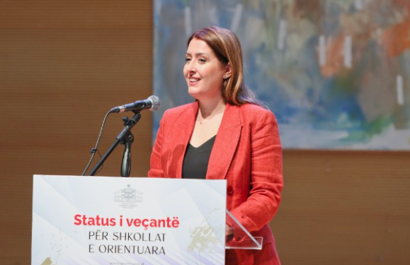 “STATUSI I VEÇANTË” PËR LICEUN DHE SHKOLLËN BALETI/ Manastirliu: Më shumë autonomi për shkollat artistike