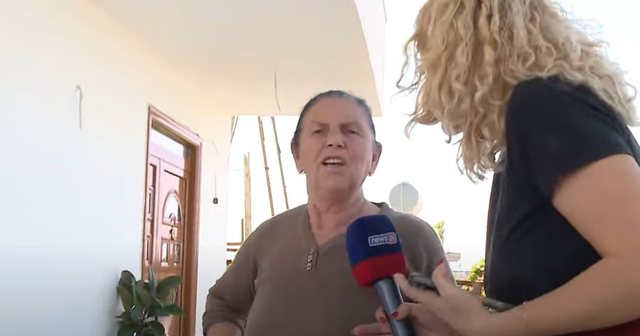 RRËFEN TMERRIN/ 74-vjeçarja: Djali më mbante, nusja më godiste me bishtin e fshesës