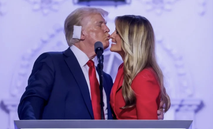 “NUK KISHTE NJERËZ TË TJERË”/ Melania zbuloi se ku e çoi Donald Trump në takimin e tyre të parë