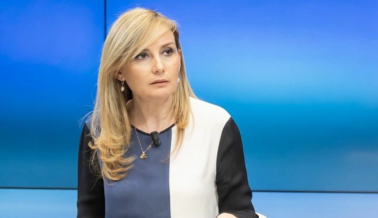 A DO E ZËVËNDËSOJË SALIANJIN SI DREJTUES POLITIK NË ELBASAN? Ja çfarë thotë Jorida Tabaku