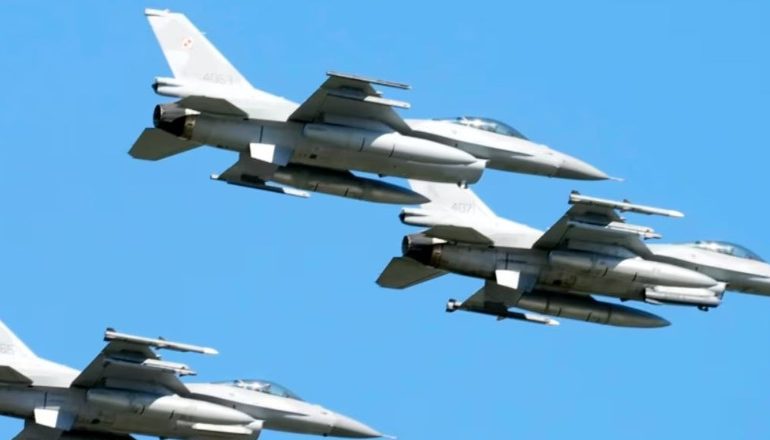 SULMET AJRORE AMERIKANE NË SIRI/ Vriten 37 militantë të lidhur me grupe ekstremiste