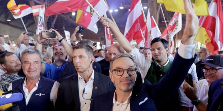 ZGJEDHJET NË AUSTRI/ E djathta ekstreme fiton për herë të parë! Ja si renditen partitë e tjera