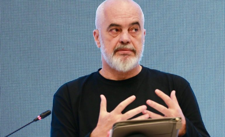 JEP LAJMIN/ Rama: Prindërit mund të marrin kartelën e vaksinimit për fëmijët deri në 7 vjeç përmes e-Albania