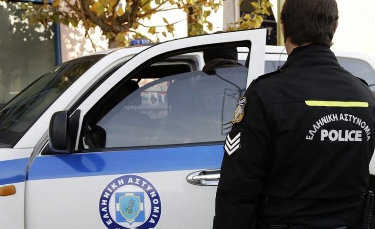 ARRESTOHET SHQIPTARI NË GREQI/ Dhunoi të bijën 9-vjeçare dhe abuzoi seksualisht bashkëshorten (EMRI)