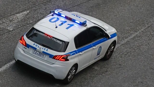 PLAGOSI ME THIKË BASHKËATDHETARIN NË GREQI/ Dorëzohet në polici shqiptari