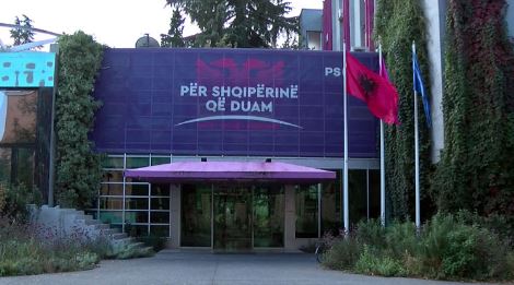 MBLEDHJA E GRUPIT PARLAMENTAR TË PS/ Porosia për deputetët: Shmangni përplasjet me opozitën! Retorikat e forta…