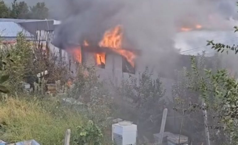 PËRFSHIHET NGA FLAKËT MOBILERIA NË DIBËR/ Ja çfarë dyshohet se e shkaktoi zjarrin