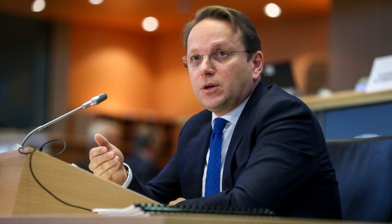 SULMI TERRORIST NË TURQI/ Oliver Varhelyi: I tronditur, terrorizmi nuk ka vend në shoqëritë tona
