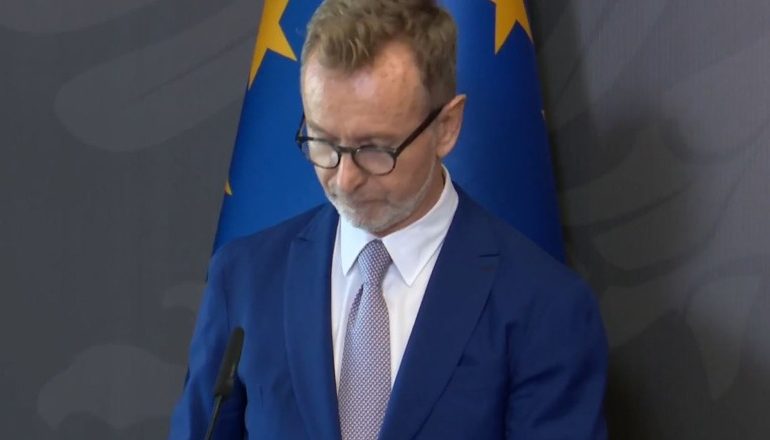LIRIA E SHPREHJES DHE MEDIAS/ Ambasadori Gonzato: Nuk ka asnjë progres në këtë fushë