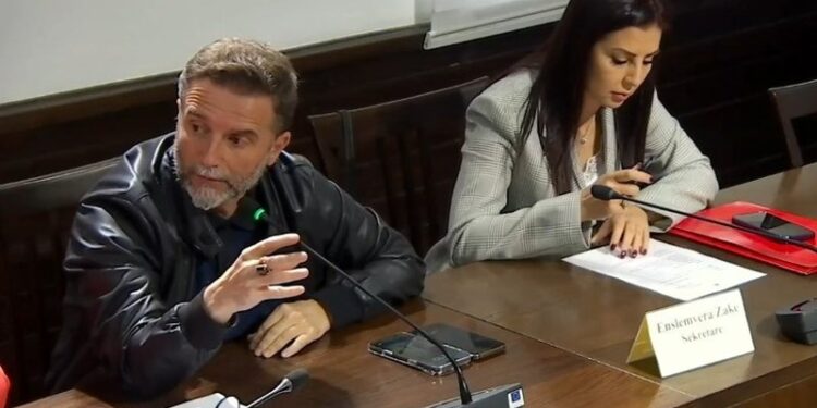 DEBATE TEK “EKONOMIA”/ Kreu i KLSH përplaset me Braçen, deputeti: S’guxojmë të flasim se do kthehemi në…