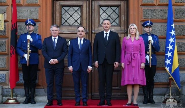 VIZITË NË SARAJEVË/ Begaj: Njohja e Kosovës do të ndikojë për paqen dhe stabilitetin rajonal