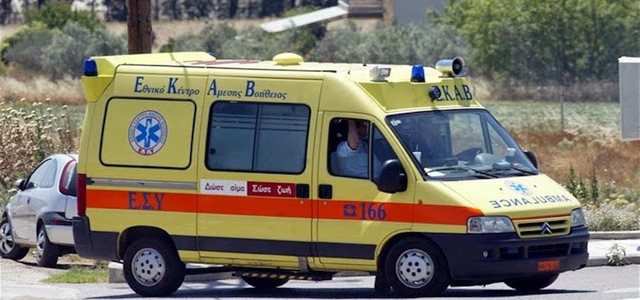 TRAGJIKE/ Po mblidhte dardhë dhe ra nga pema, ndërron jetë shqiptari në Greqi