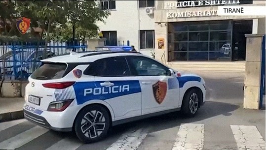 EMRI/ Tentoi të fshihte plagosjen me thikë të 26-vjeçarit në Elbasan, pezullohet nga detyra mjeku