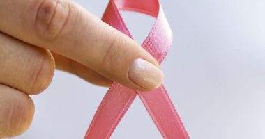 “TETORI ROZË”/ Rama mesazh ndërgjegjësimi për të gjitha gratë dhe vajzat: Të kryejnë mamografinë