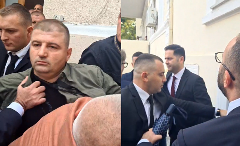 “MOS PREKNI ME DORË”/ Momenti kur deputetët e PD përplasen fizikisht me Gardën (VIDEO)