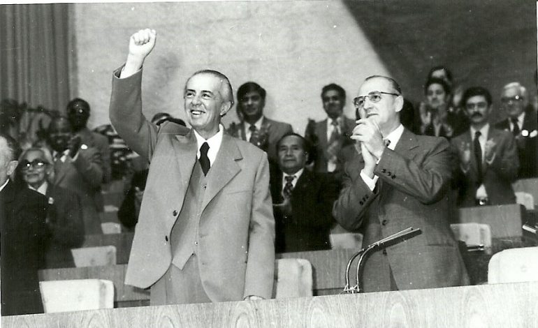 DOSSIER/ Shkrimi i “Washington Post” në 1986: Jugosllavët janë inkurajuar nga refuzimi i ashpër i Ramiz Alisë, një mesazh ngushëllues…
