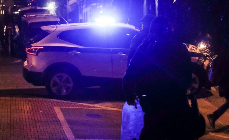 E RËNDË/ Vritet 28 vjeçari shqiptar në Greqi, u qëllua me thikë nga dy kushërinjtë e tij