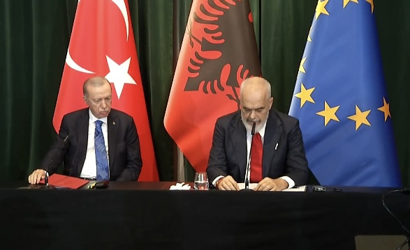 ERDOGAN VIZITON SOT BEOGRADIN/ Rama: Mik i padiskutueshëm! Turqia e njohu Kosovën në kohë reale