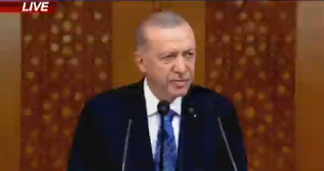 HAP DYERT XHAMIA E NAMAZGJASË/ Erdogan: Xhamia më e madhe në Ballkan, i lumtur që jam këtu
