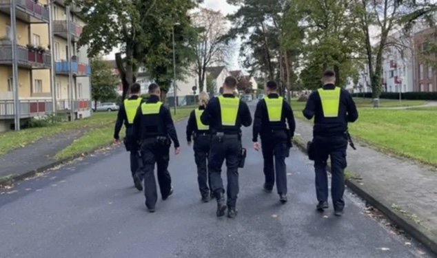 KËLNI NË ALARM/ Evakuohen mijëra qytetarë! Shkak bëhen dy bomba të Luftës së Dytë Botërore